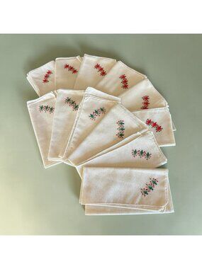 12 Vintage Napkins Cloth Hankies White Christmas Trees Green Red Embroidered